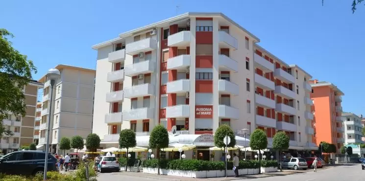 Ausonia al mare apartmanház/ Lido dei Pini