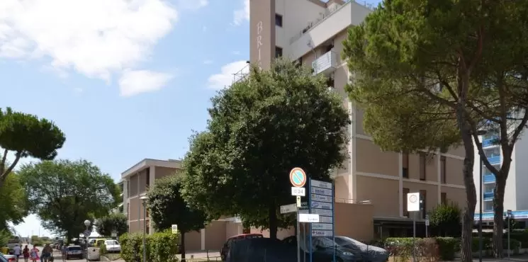 Bristol apartmanház/ Spiaggia