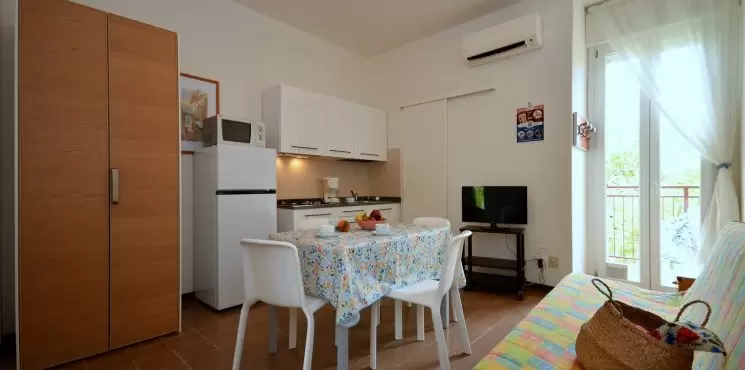 Delfino apartmanház/ Spiaggia_3