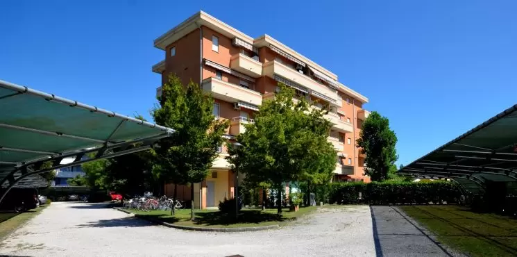 Appartamenti Pineda Beach_3